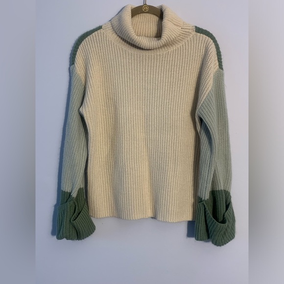 Simplee Oversized Colorblock Sweater Size Medium - Picture 1 of 2